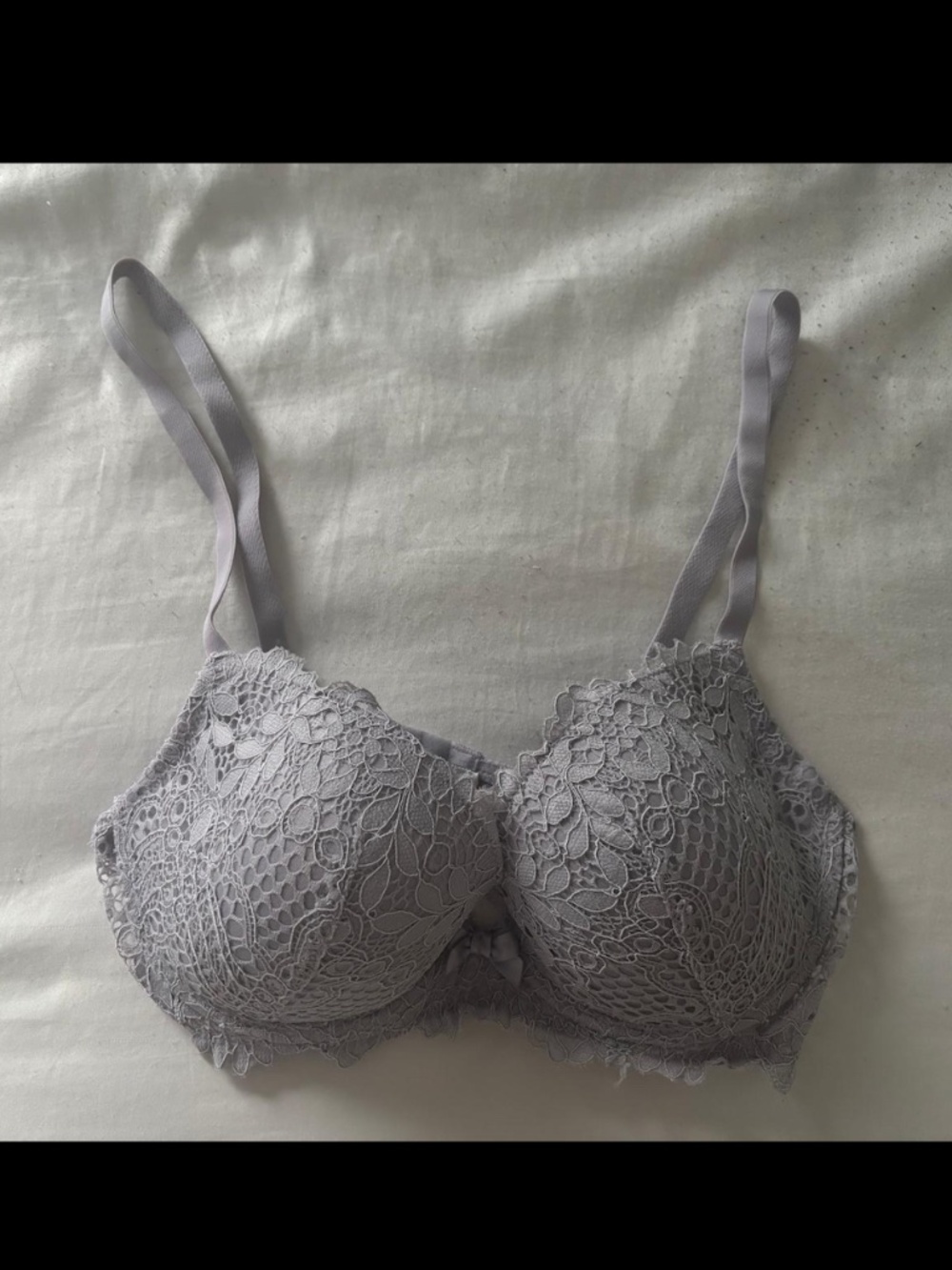 Etam Allover Lace Lightly Lined Lavender Bra with Front Bow Detail